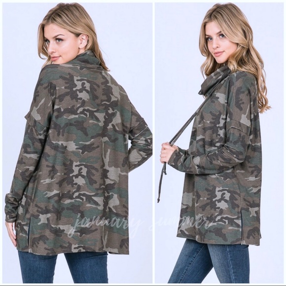 ❄️OLIVE CAMO LOOSE TURTLENECK TOP - Picture 5 of 8